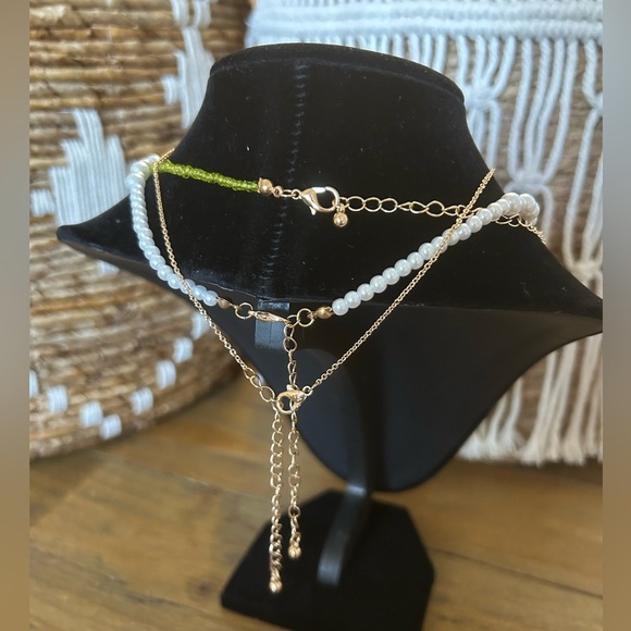 Urban Outfitters Bundle of Green Layering Necklace Set - Picture 3 of 9